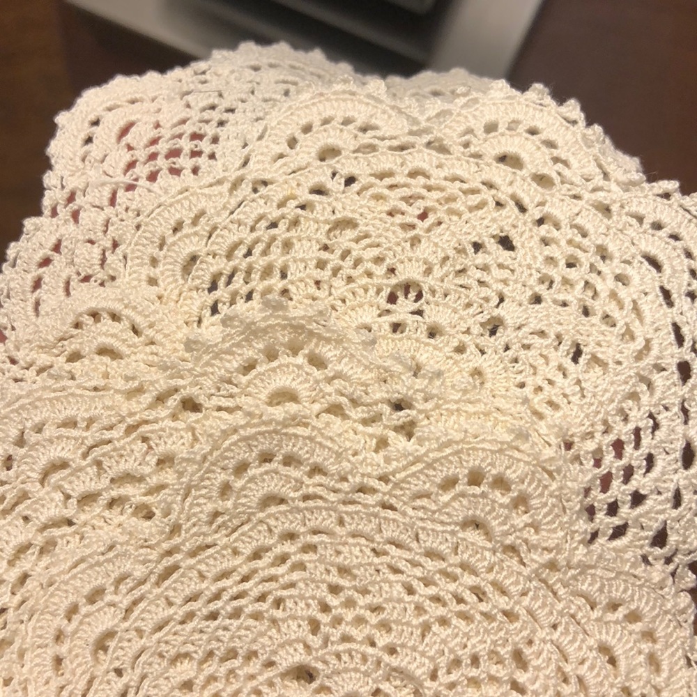 Antique lace coasters - Picture 3 of 3